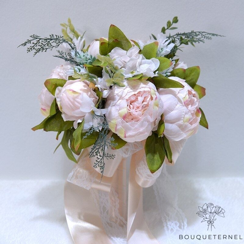 Bouquet de Mariée Pivoines Champêtre Blanc Cassé