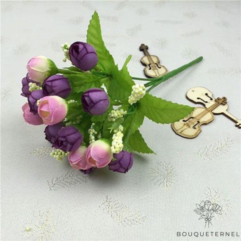Composition de Fleurs Artificielles pour Tombe Violette
