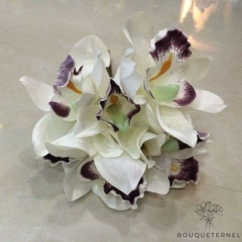 Fleur d'Orchidée pour Tombe Blanche