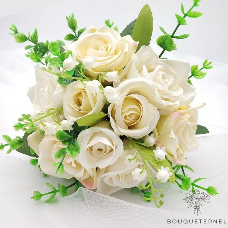 Bouquet de Fleurs de Mariage Simple Blanches Crème
