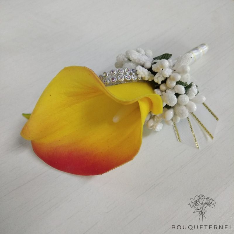 Boutonnière de Mariage en Calla Orange